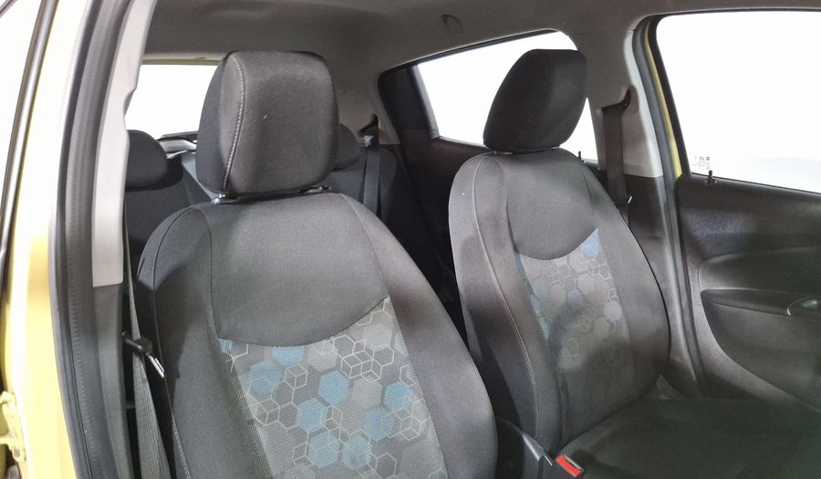 Chevrolet Spark 1.4 LTZ C MT Hatchback 2017