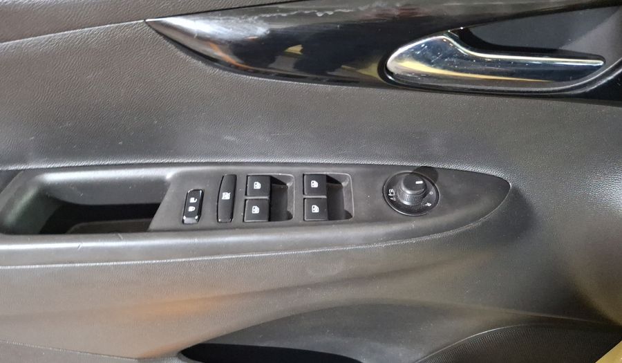 Chevrolet Spark 1.4 LTZ C MT Hatchback 2017