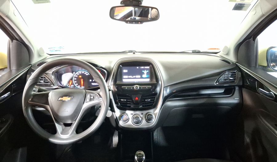 Chevrolet Spark 1.4 LTZ C MT Hatchback 2017