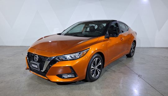 Nissan • Sentra