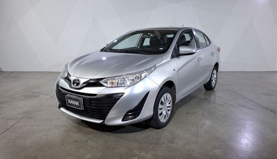 Toyota • Yaris