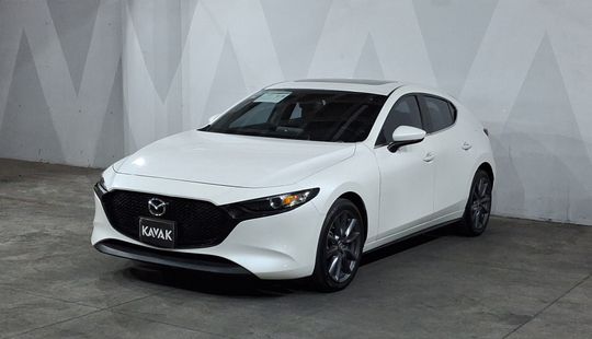 Mazda • Mazda 3