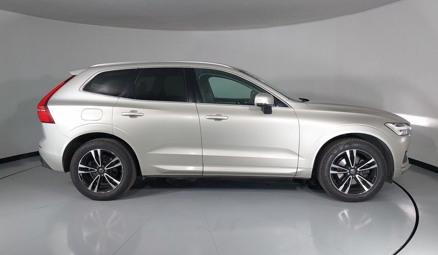 Volvo Xc60 2.0 MOMENTUM T5 AWD AUTO Suv 2018