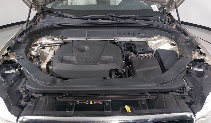 Volvo Xc60 2.0 MOMENTUM T5 AWD AUTO Suv 2018