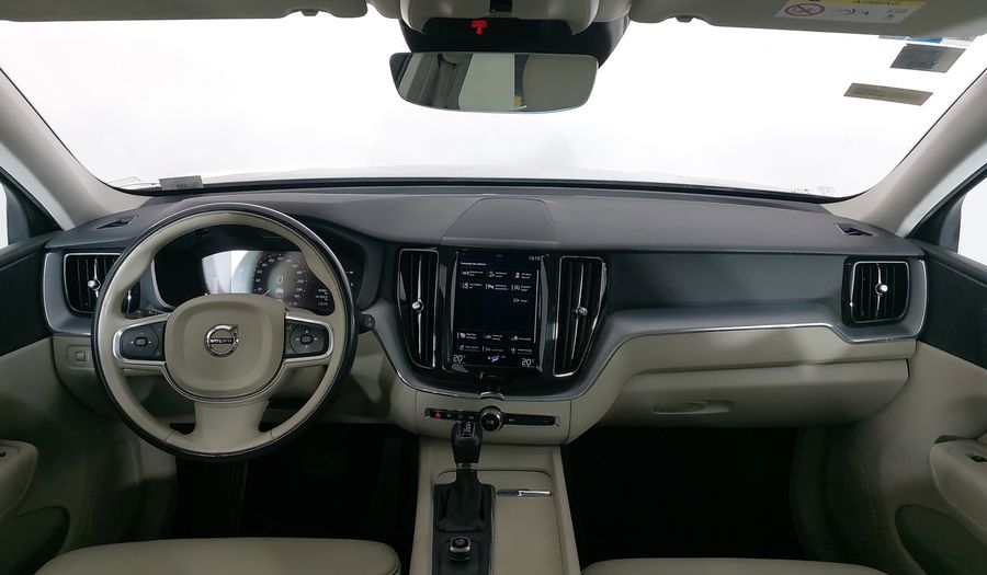 Volvo Xc60 2.0 MOMENTUM T5 AWD AUTO Suv 2018