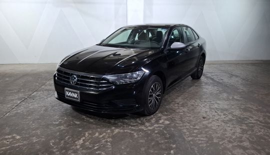 Volkswagen • Jetta