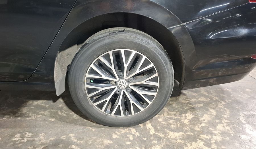 Volkswagen Jetta 1.4 WOLFSBURG EDITION AUTO Sedan 2020