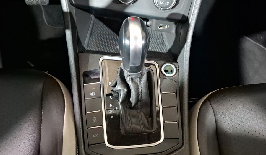 Volkswagen Jetta 1.4 WOLFSBURG EDITION AUTO Sedan 2020