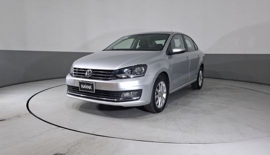 Volkswagen • Vento