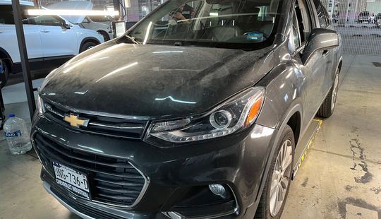 Chevrolet • Trax