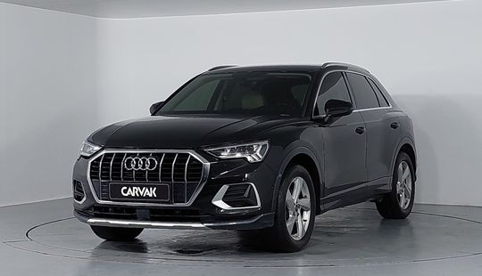 Audi • Q3