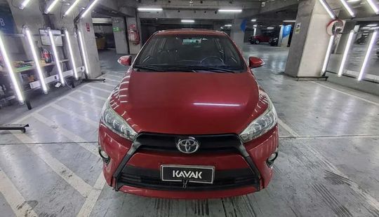 Toyota • Yaris