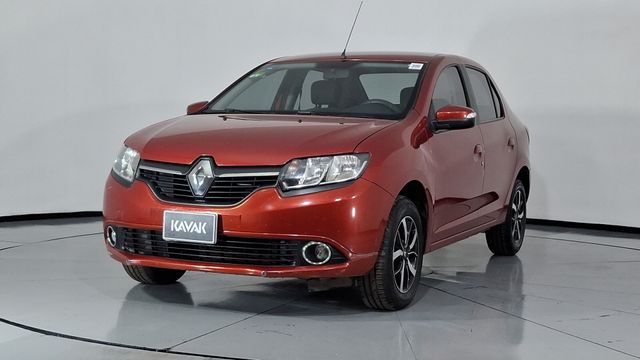 Renault • Logan