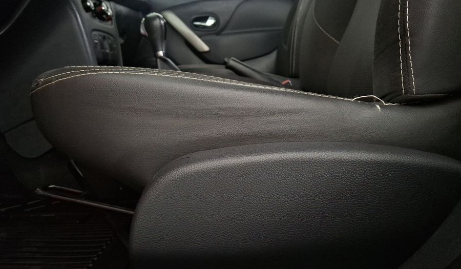 Renault Logan 1.6 INTENS AT Sedan 2019