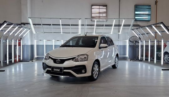 Toyota • Etios