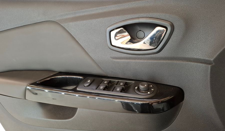 Renault Captur 2.0 INTENS Suv 2017