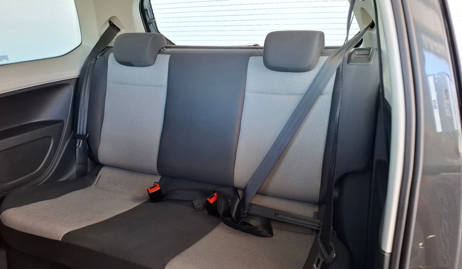 Volkswagen Up 1.0 TAKE UP Hatchback 2015