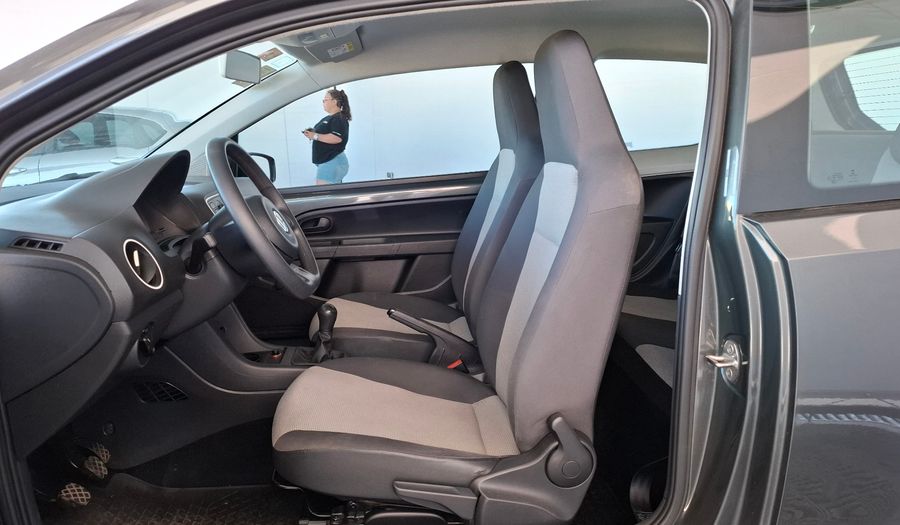 Volkswagen Up 1.0 TAKE UP Hatchback 2015