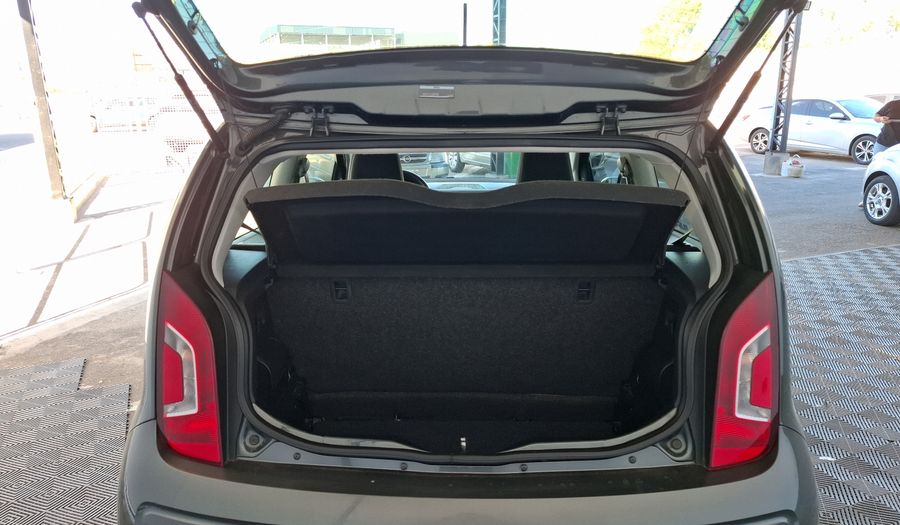 Volkswagen Up 1.0 TAKE UP Hatchback 2015