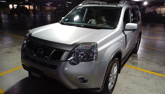 Nissan • X-Trail