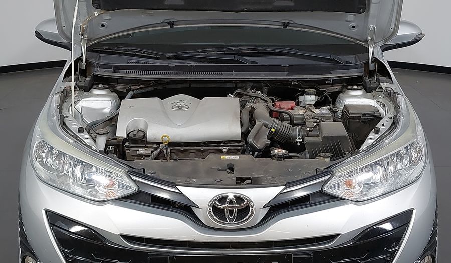 Toyota Yaris 1.5 XS CVT Hatchback 2019