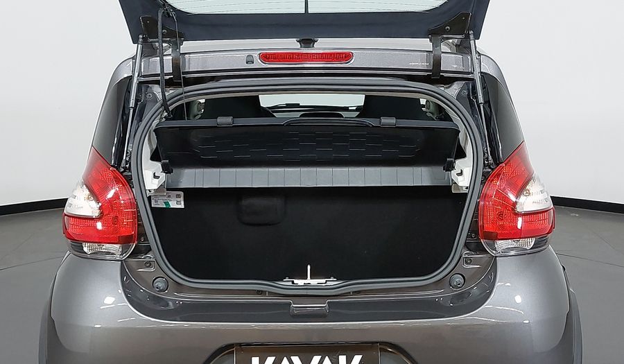 Fiat Mobi 1.0 TREKKING Hatchback 2025