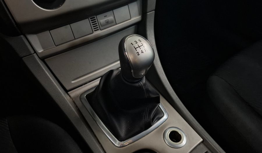 Ford Focus Ii 1.6 TREND Hatchback 2012