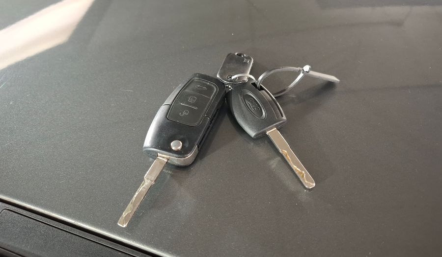 Ford Focus Ii 1.6 TREND Hatchback 2012