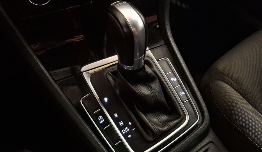 Volkswagen Golf 1.4 TSI DSG DESIGN Hatchback 2016