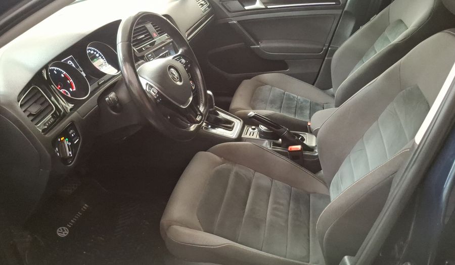 Volkswagen Golf 1.4 TSI DSG DESIGN Hatchback 2016