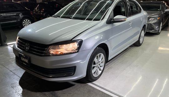 Volkswagen • Vento