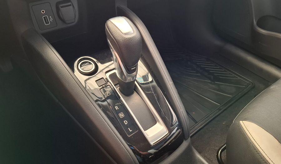 Nissan Versa 1.6 EXCLUSIVE CVT Sedan 2022