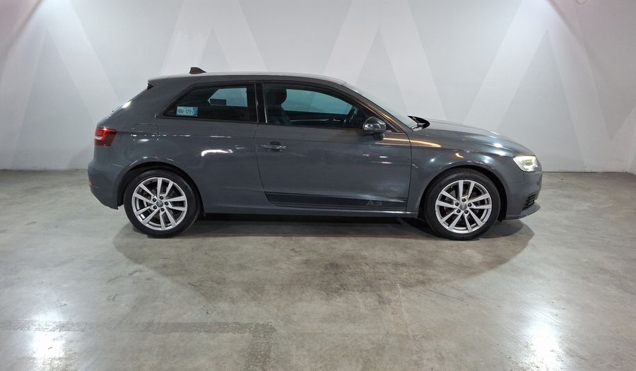 Audi A3 1.4 DYNAMIC S TRONIC Hatchback 2017