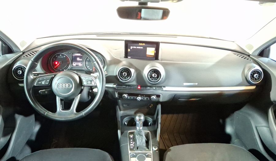 Audi A3 1.4 DYNAMIC S TRONIC Hatchback 2017