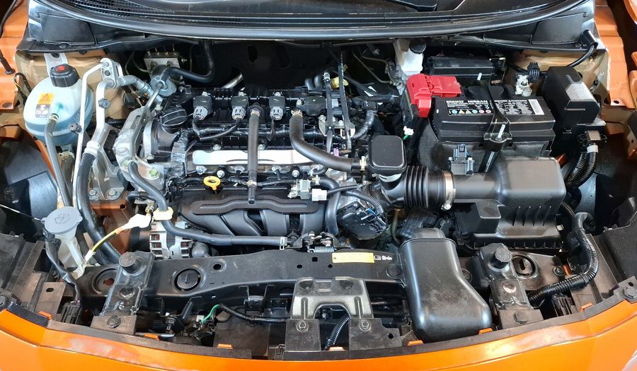 Nissan Versa 1.6 PLATINUM CVT Sedan 2022