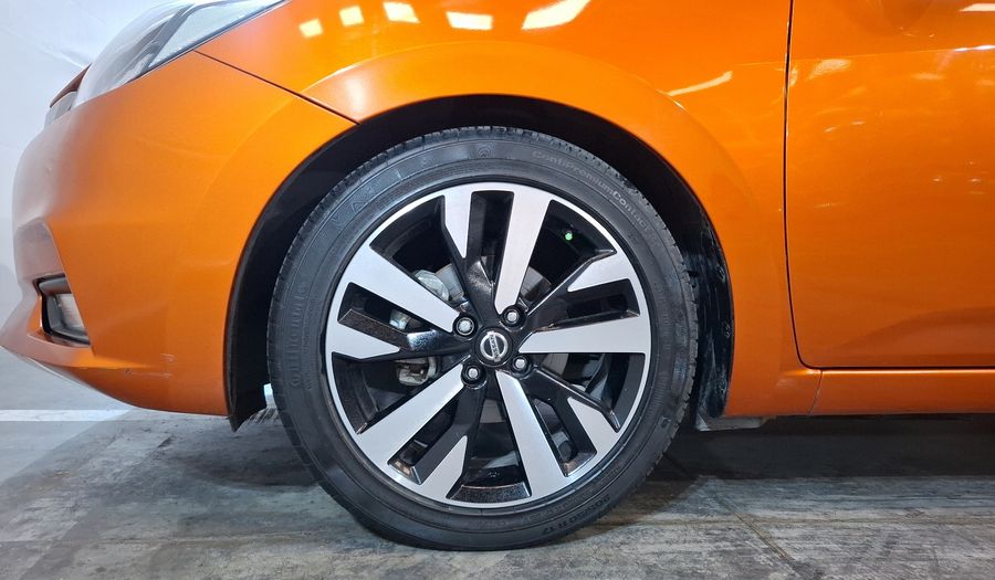 Nissan Versa 1.6 PLATINUM CVT Sedan 2022