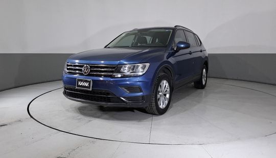 Volkswagen • Tiguan