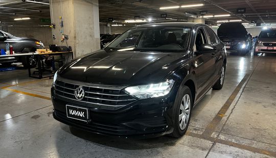 Volkswagen • Jetta