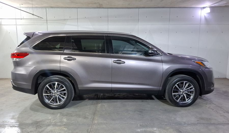 Toyota Highlander 3.5 XLE AUTO Suv 2019
