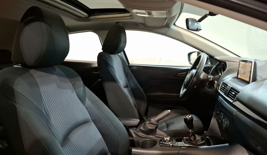 Mazda 3 2.0 HATCHBACK I TOURING TM Hatchback 2015