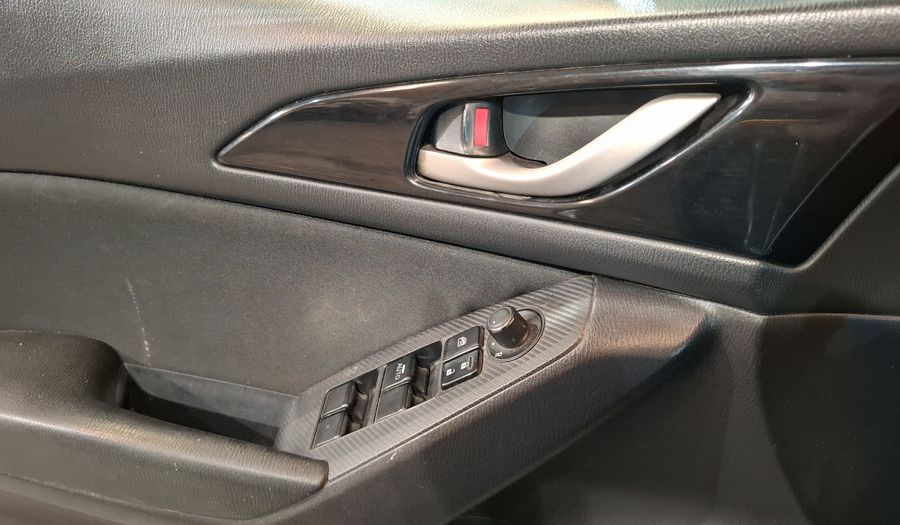 Mazda 3 2.0 HATCHBACK I TOURING TM Hatchback 2015