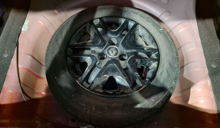 Renault Kwid 1.0 BITONO Hatchback 2021