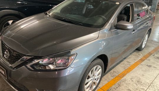 Nissan • Sentra