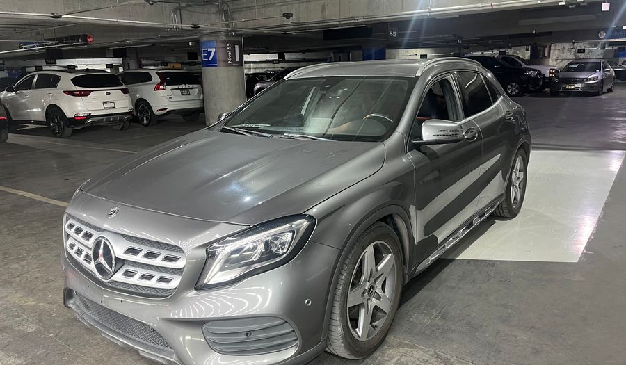 Mercedes Benz Clase Gla 2.0 GLA 250 SPORT DCT Suv 2020