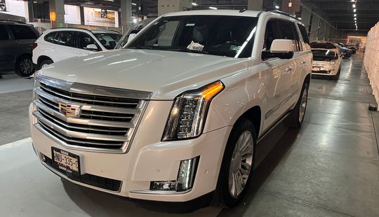 Cadillac • Escalade