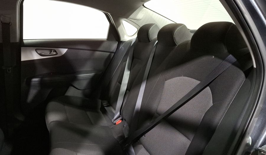 Kia Forte 2.0 L IVT Sedan 2023