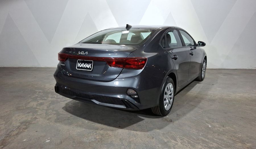 Kia Forte 2.0 L IVT Sedan 2023