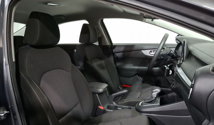 Kia Forte 2.0 L IVT Sedan 2023