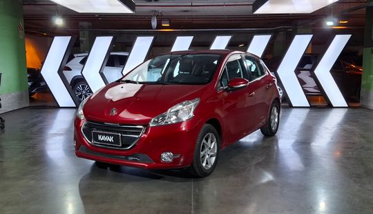 Peugeot • 208