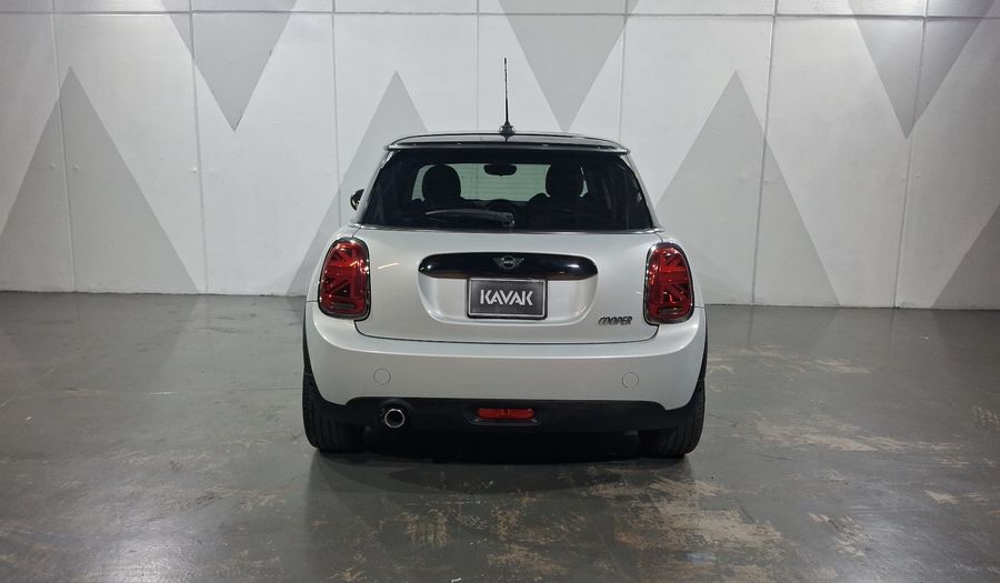 Mini Cooper 1.5 COOPER CHILI DCT Hatchback 2021